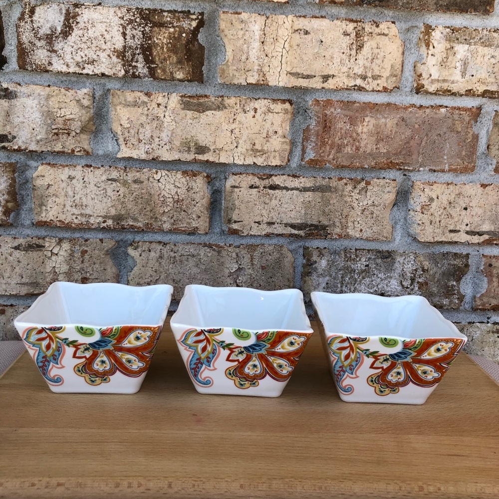 222 Fifth Indochine Paisley Ceramic Set Of 1 Snack Plate & 3 Dipping Bowls - Picture 12 of 16